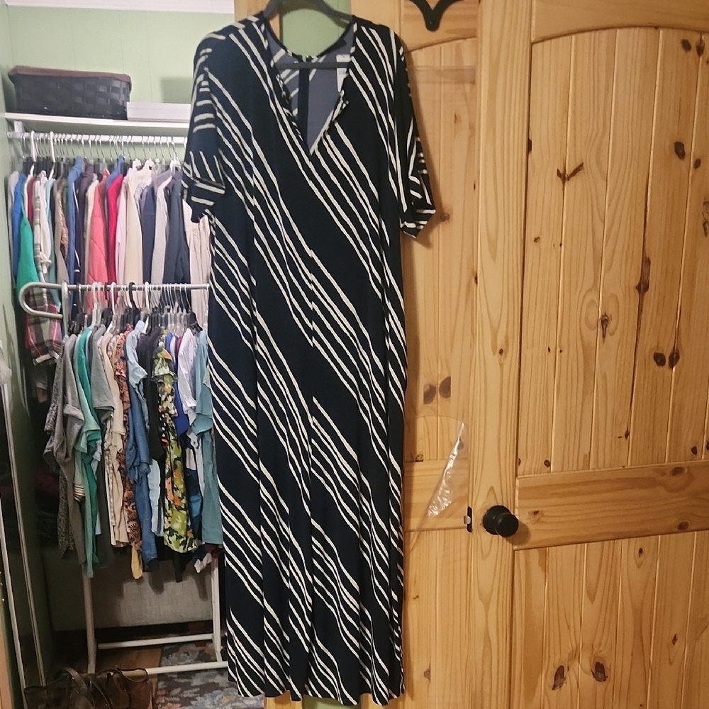 Lane Bryant Black and White Diagonal Stripe Maxi Dress